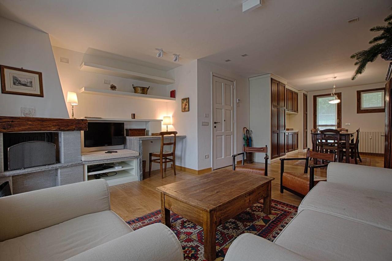Joivy Superb Apartments For 6 With Mountain View And Garden In Courmayeur Luaran gambar
