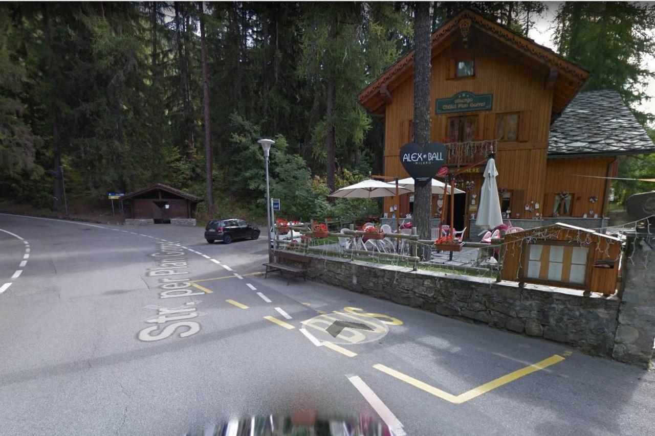 Joivy Superb Apartments For 6 With Mountain View And Garden In Courmayeur Luaran gambar